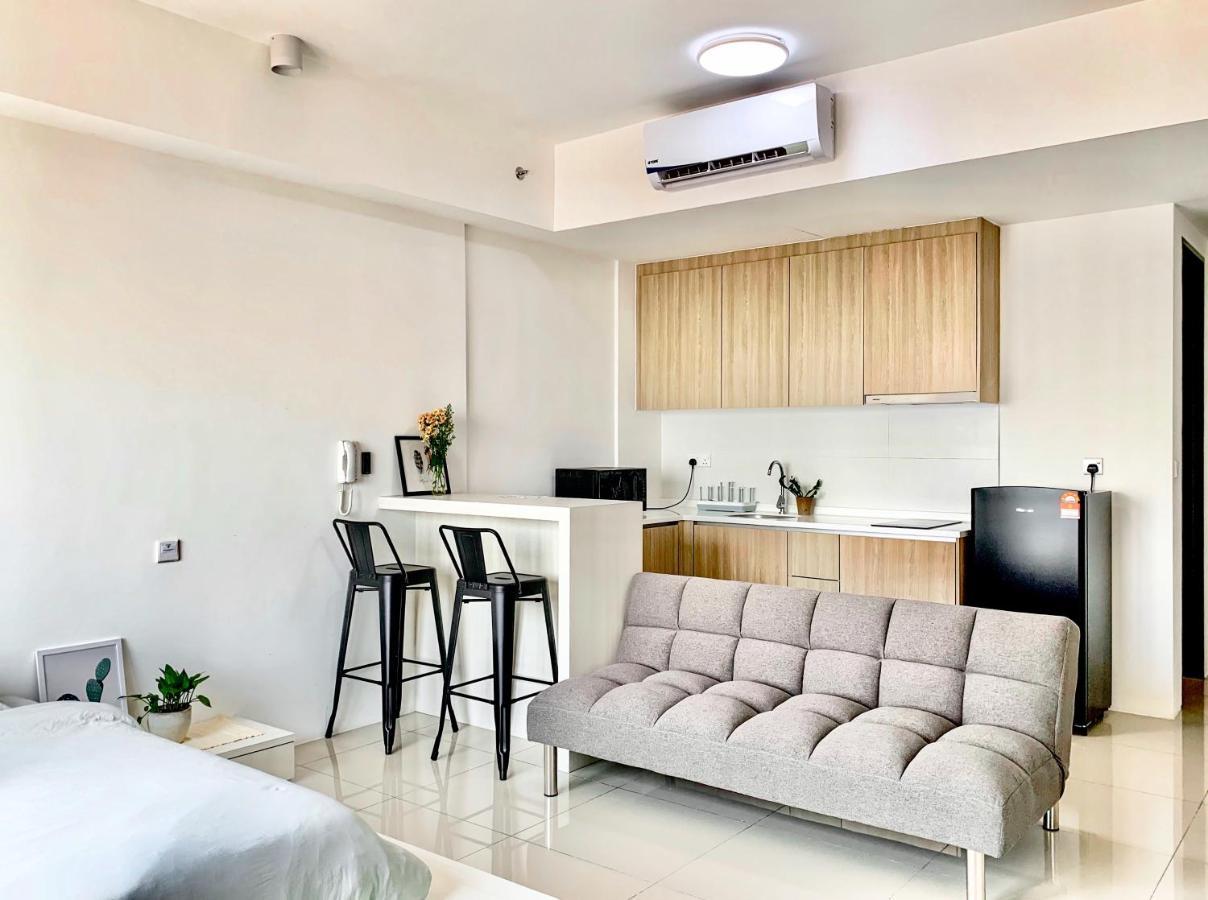 Georgetown Tropicana 218 Apartment Номер фото